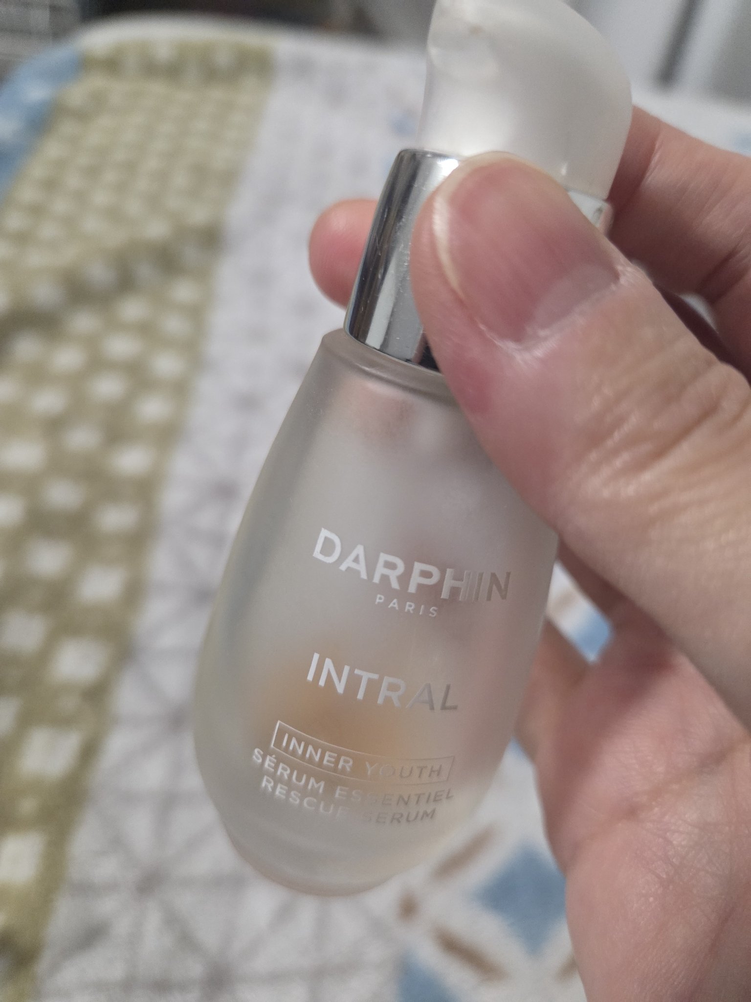 Darphin Intral Rescue Serum orange liquid texture