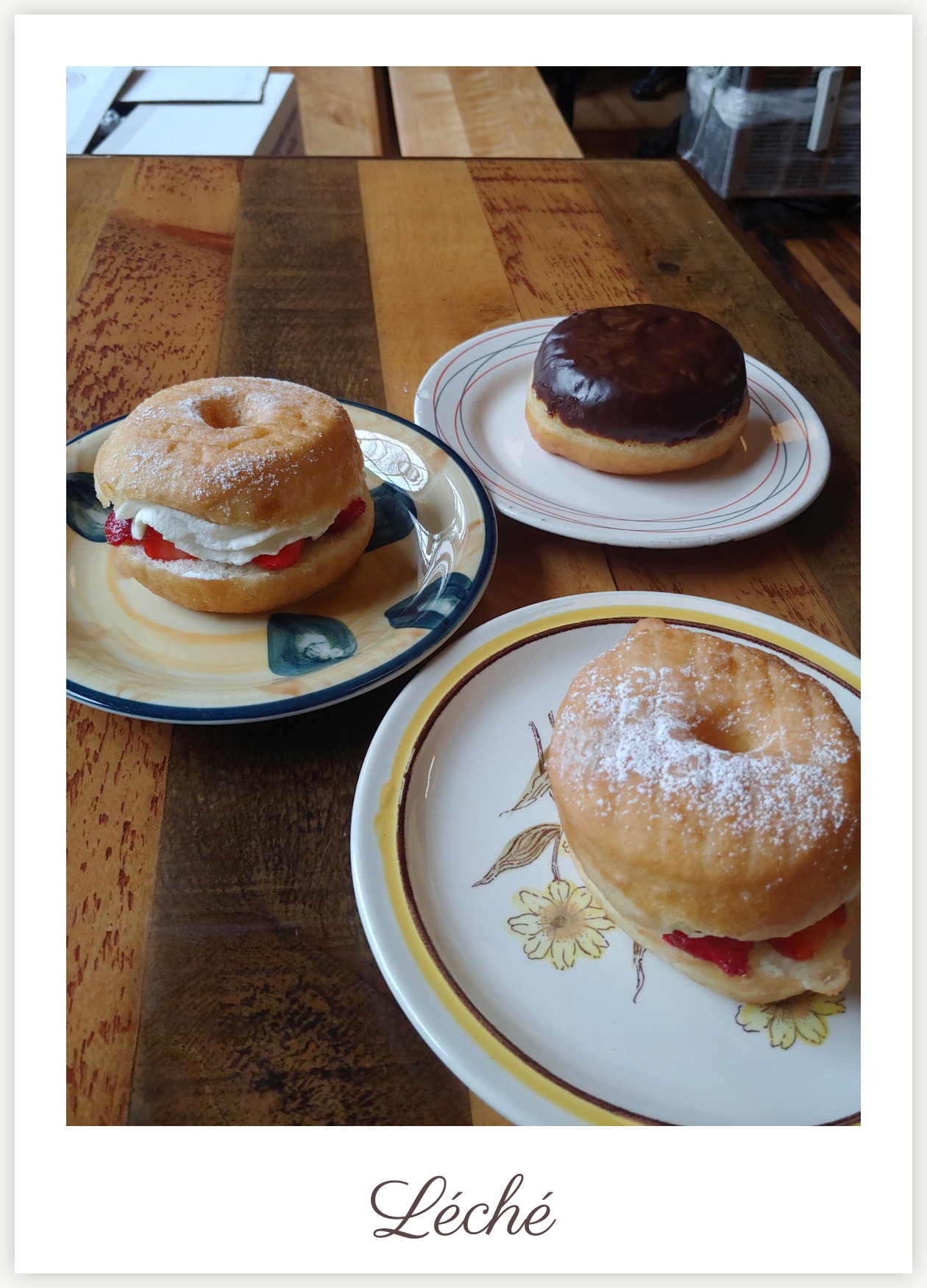 Strawberry donuts spread at Léché Desserts